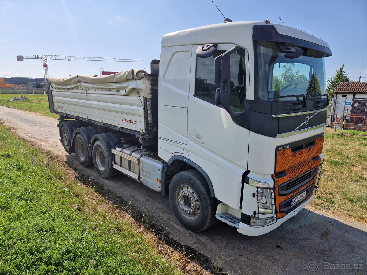 Volvo 8x4 500 Tridem, rok 2017