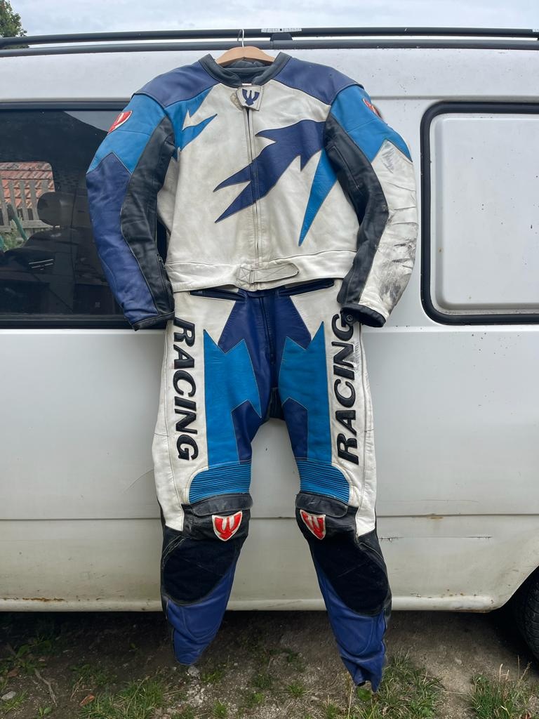 Kožená moto kombinéza PSIHUBÍK za 1000,-Kč