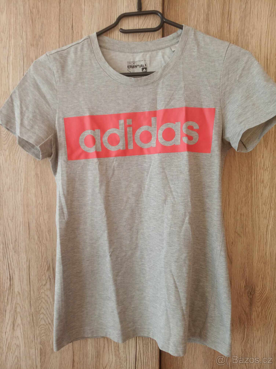 Šedé tričko Adidas
