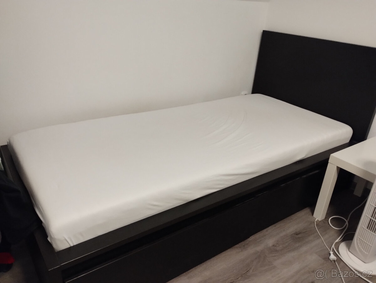 Postel Malm Ikea 90x200