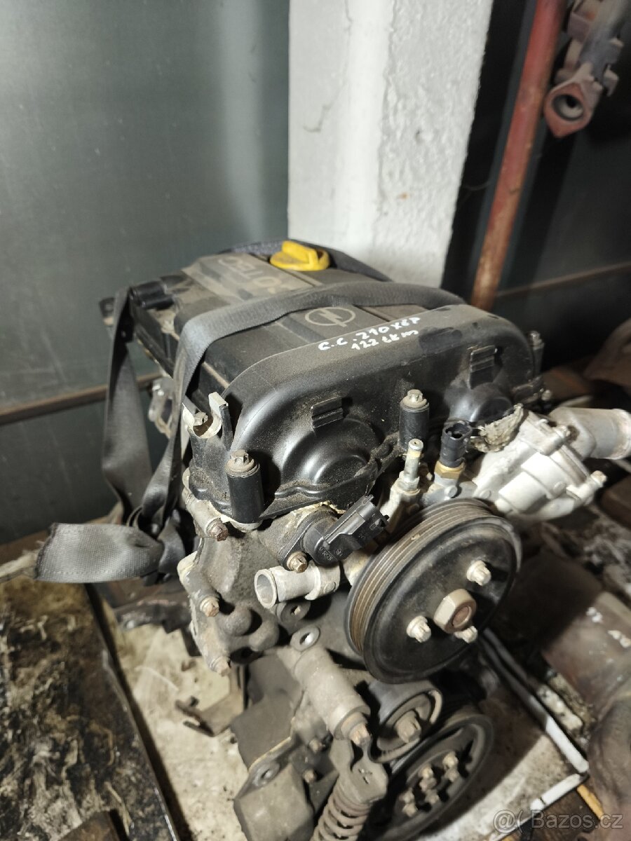 Prodám motor Opel Corsa Z10XEP 44kw