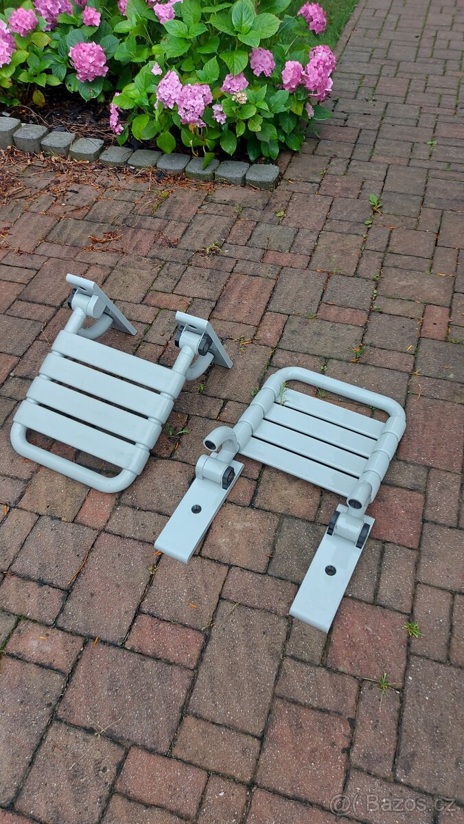 Sklápěcí sedátko