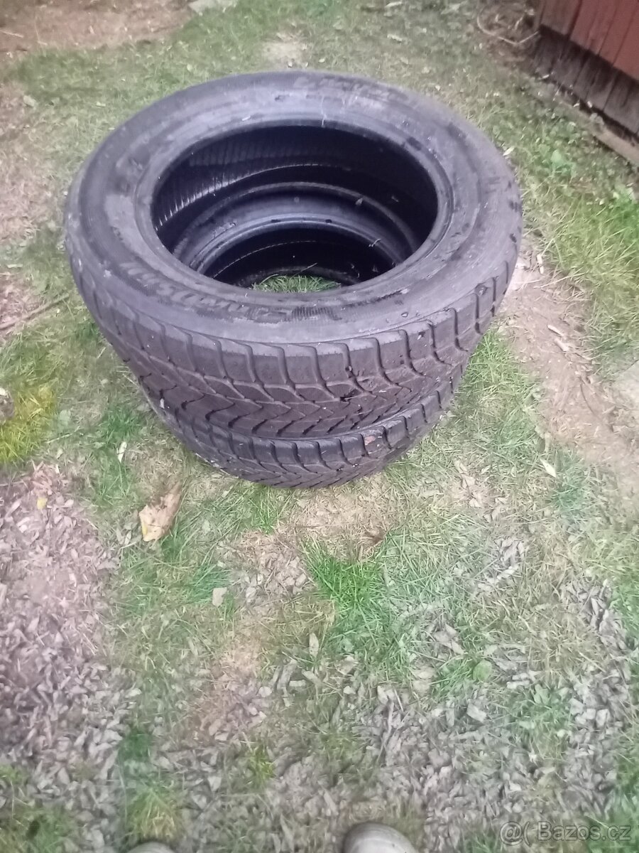215/60R16