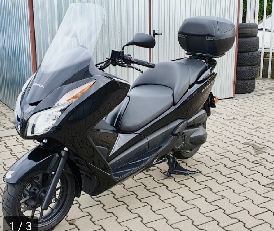 Honda Forza 300  NSS
