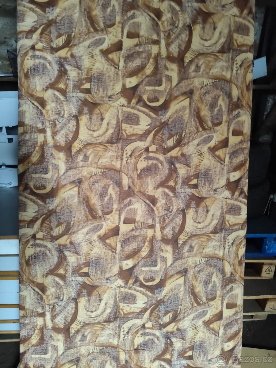 Válendy s úložným prostorem