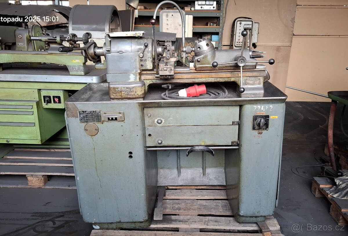 Soustruh SCHAUBLIN 102