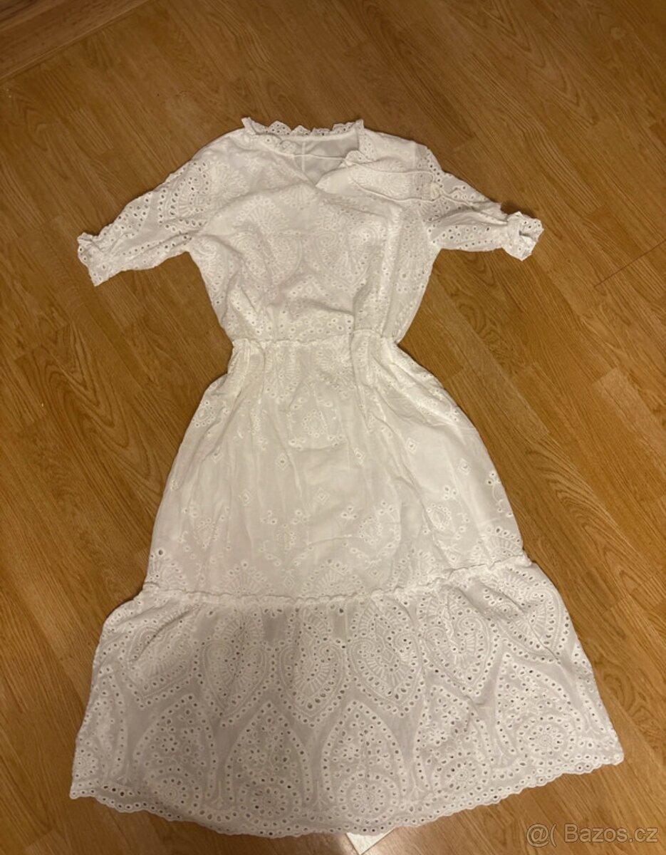 Dámské letní šaty