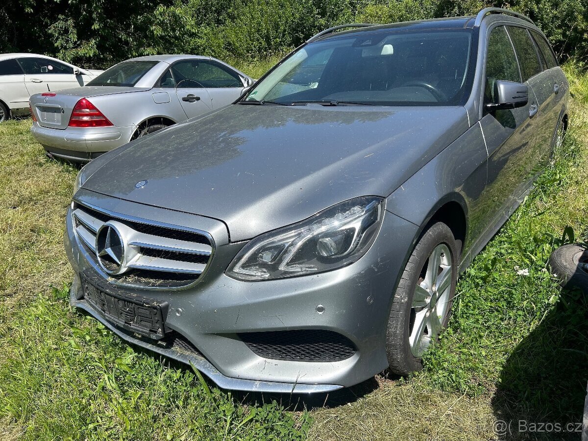 Mercedes E-klasse w212 na náhradní díly ND