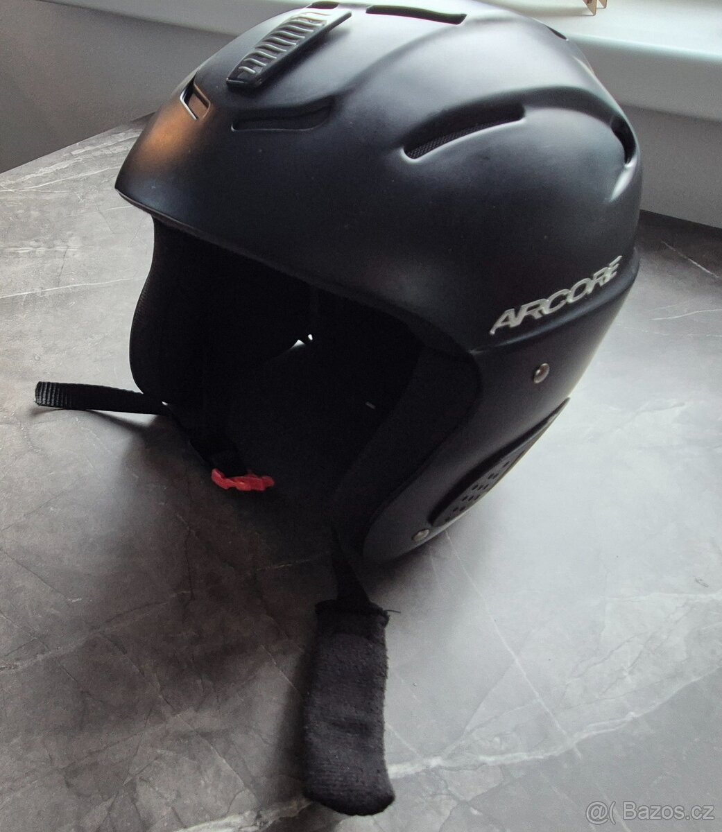 Dětská lyžařská helma ASCORE 52-56cm