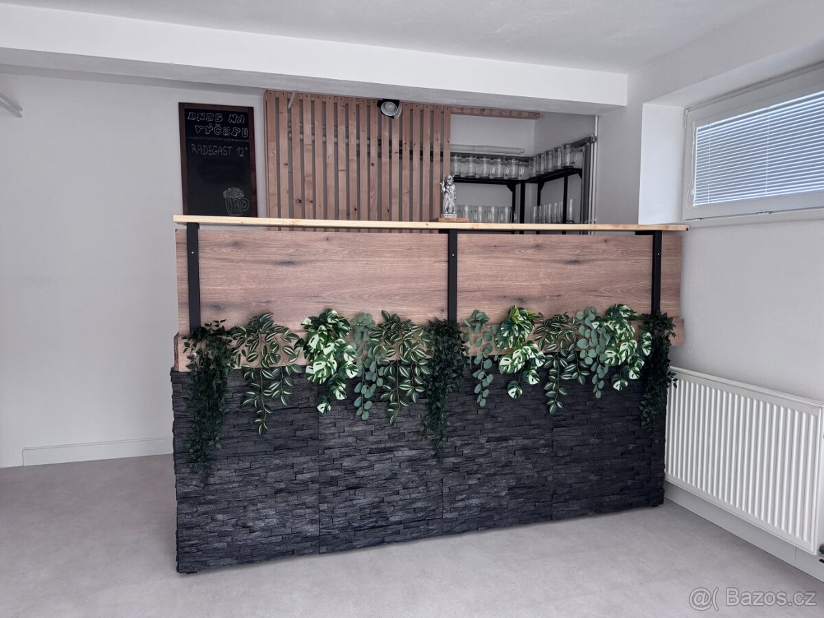 Nabízím barový pult vč. baterie a nerez dřezu