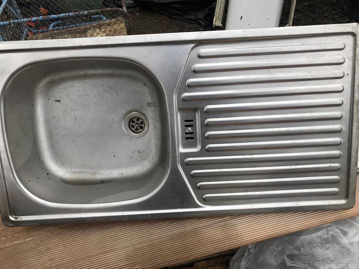 Prodám nerezový dřez
