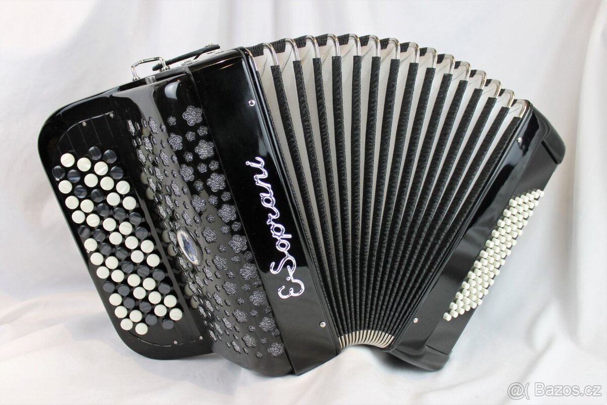 Zánovní italský knoflíkový akordeon