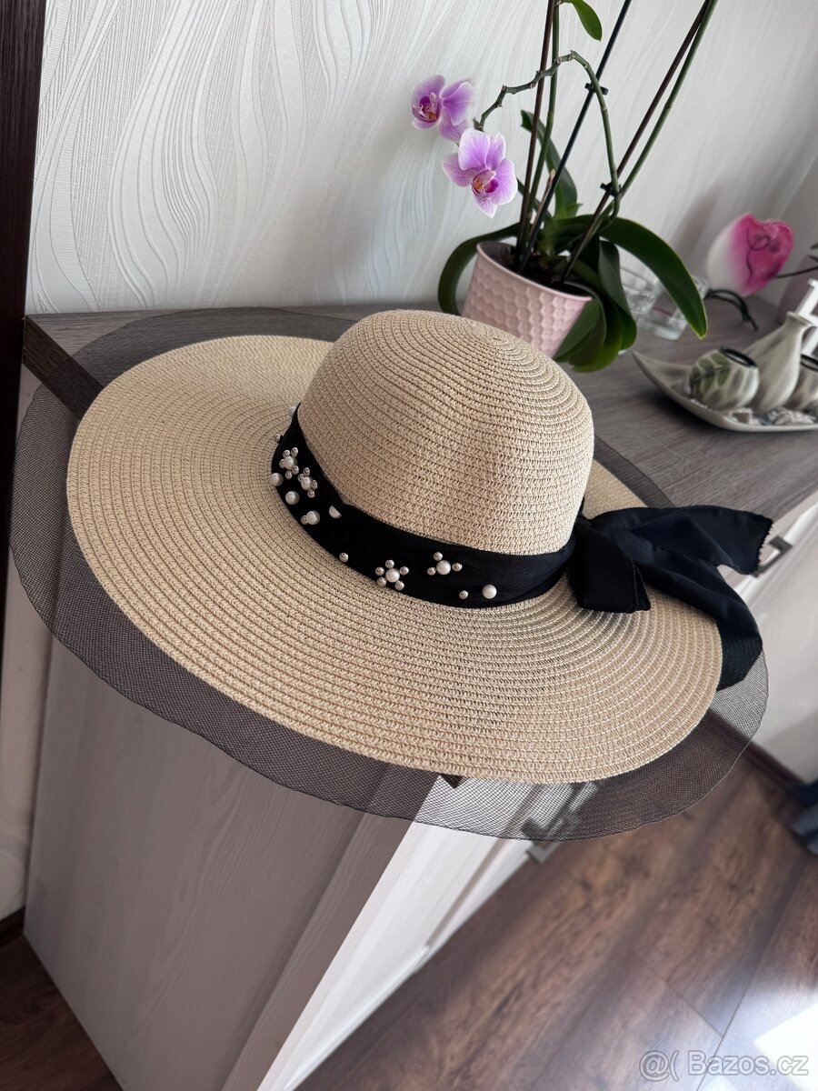 Letní klobouk - Dovoz z Dominikány