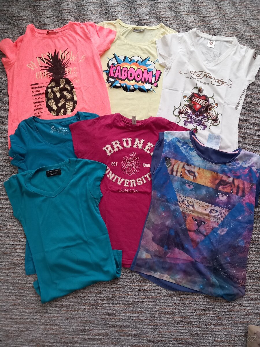 Dívčí trička vel. "S"