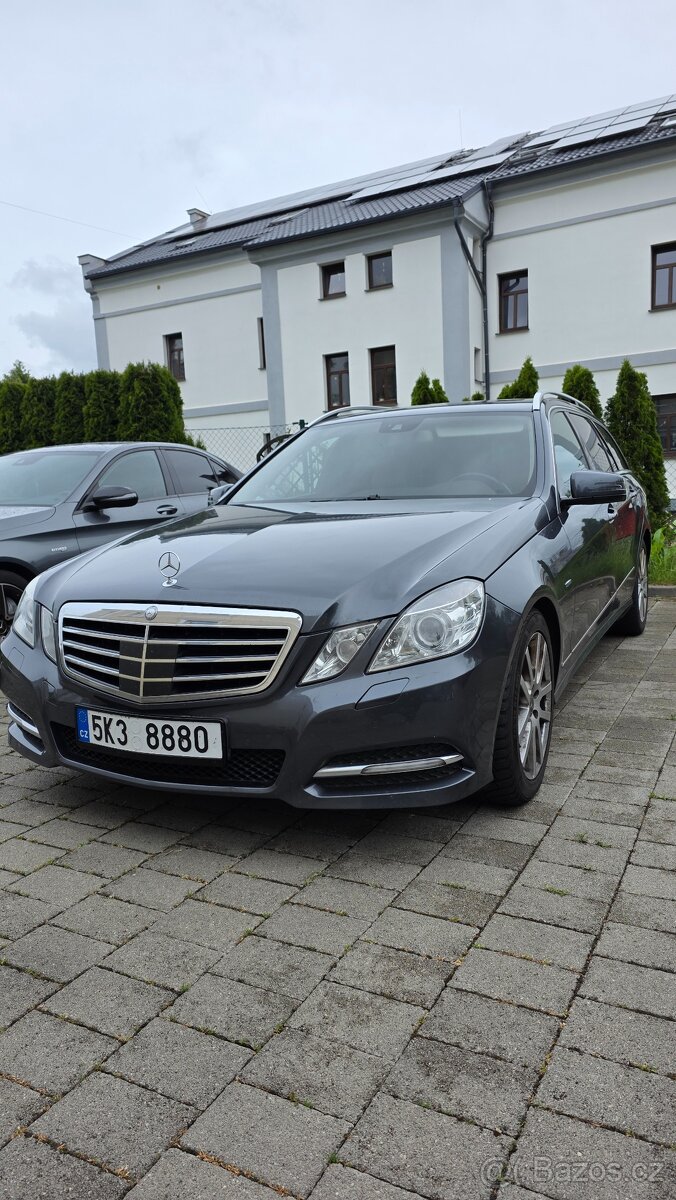 Mercedes-Benz E 350 CDI (W212)