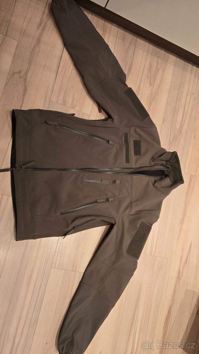 Prodám novou khaki softschellovou pánskou bundu