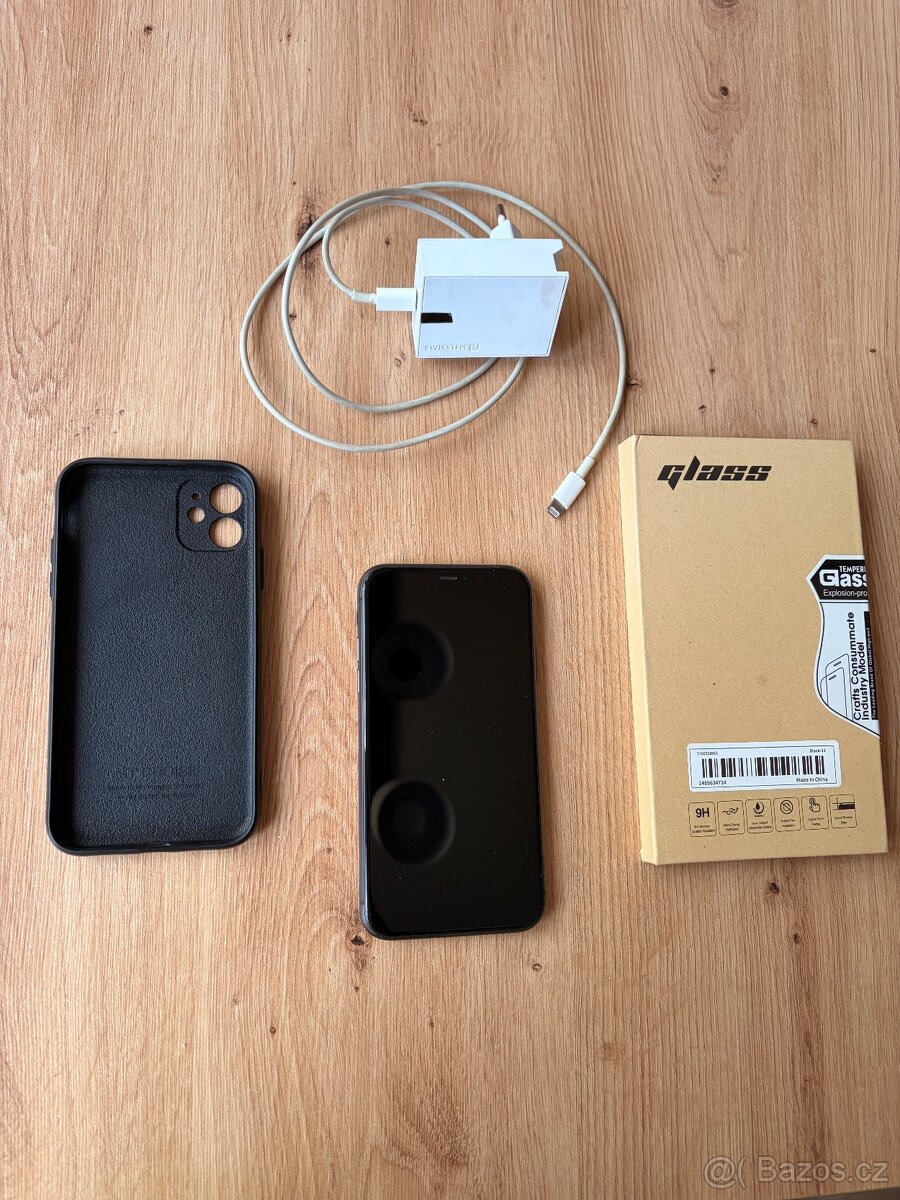 iPhone 11 64gb + příslušenství