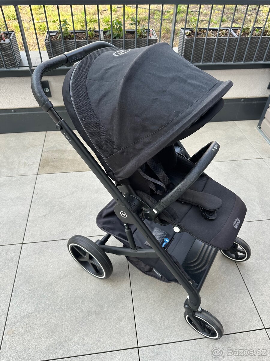 Kočárek Cybex Gold Balios S Lux 2023, Moon Black