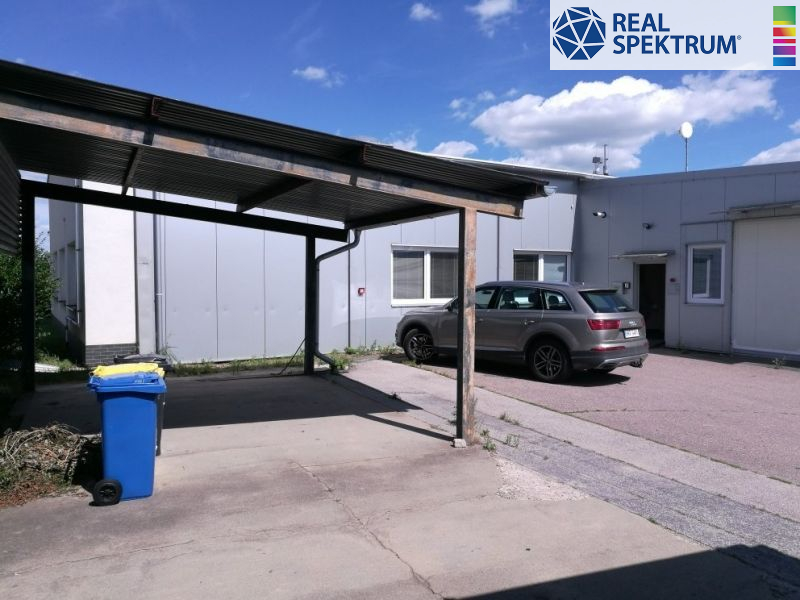 Pronájem skladových prostor 3.200 - 3.500 m2 plochy