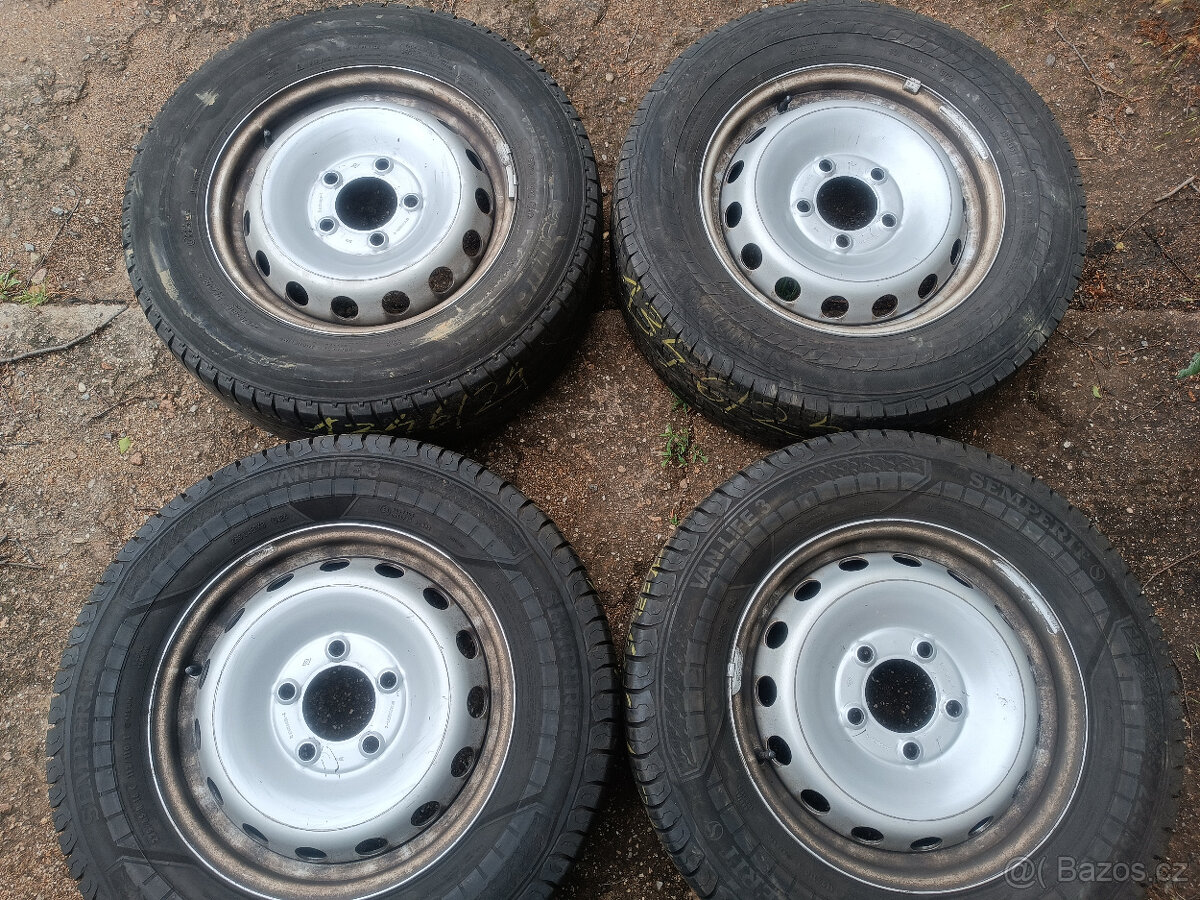 Movano / Master - disky 6,5x16 et66 + letní 225/65/16C