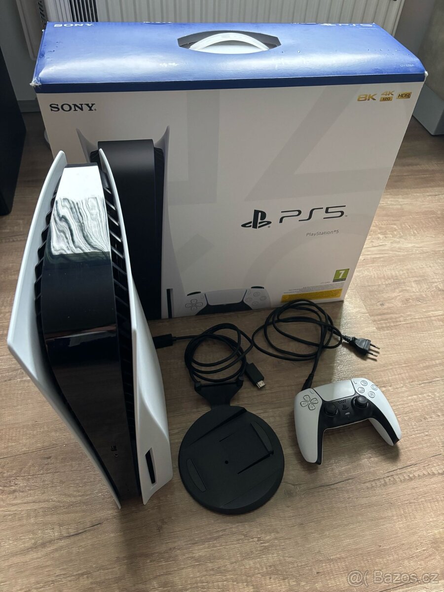 PS5 s mechanikou +1TB ssd disk