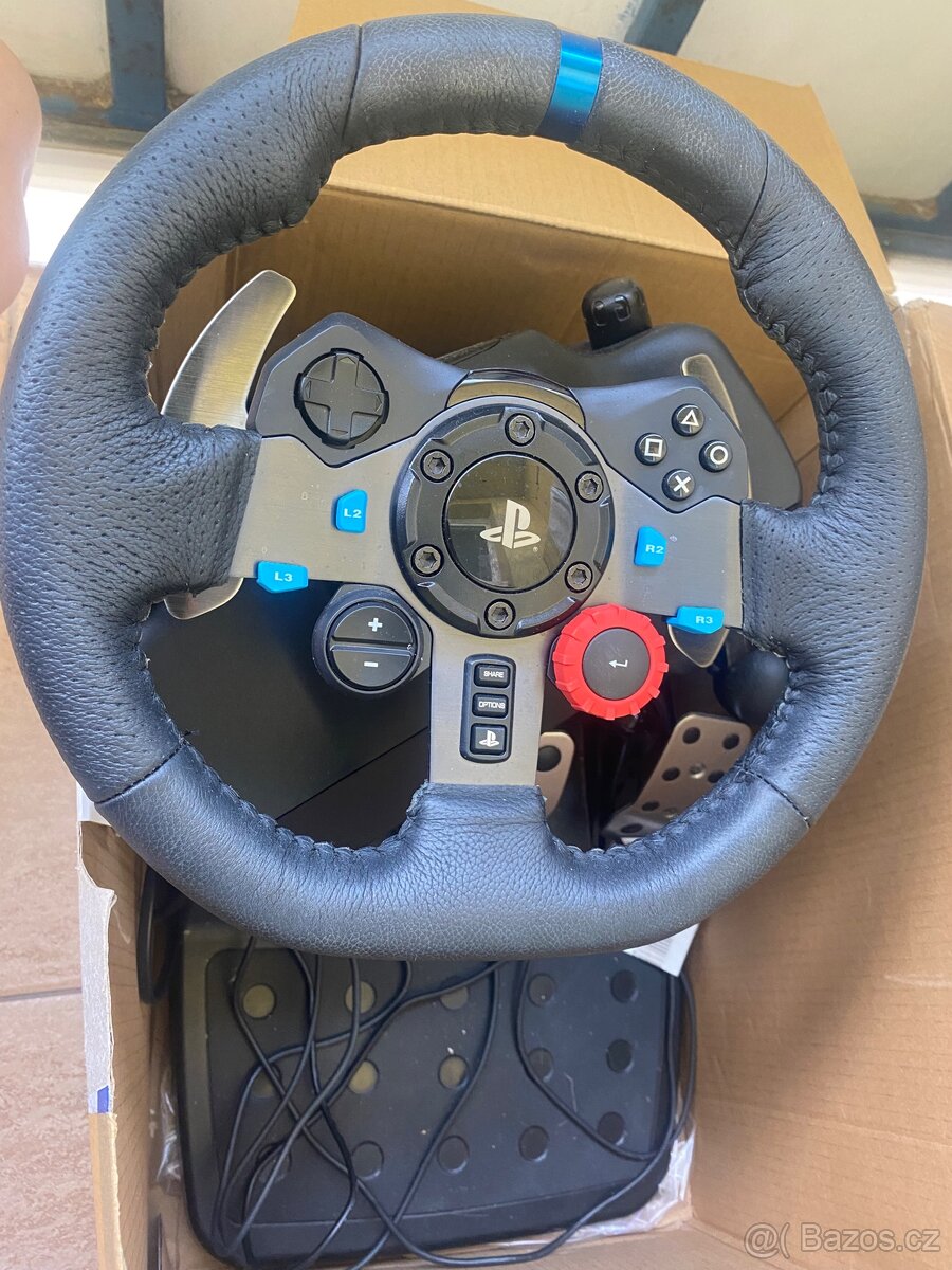 Volant logitech g29 driving force + řadící páka
