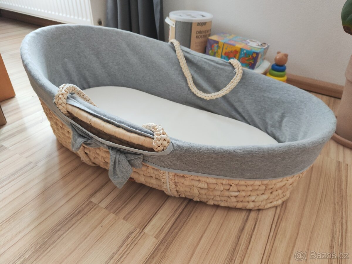CHILDHOME Mojžíšův koš s matrací