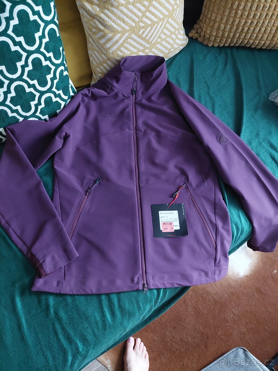 Bunda MAMUT SLEVA na 1999 Kč