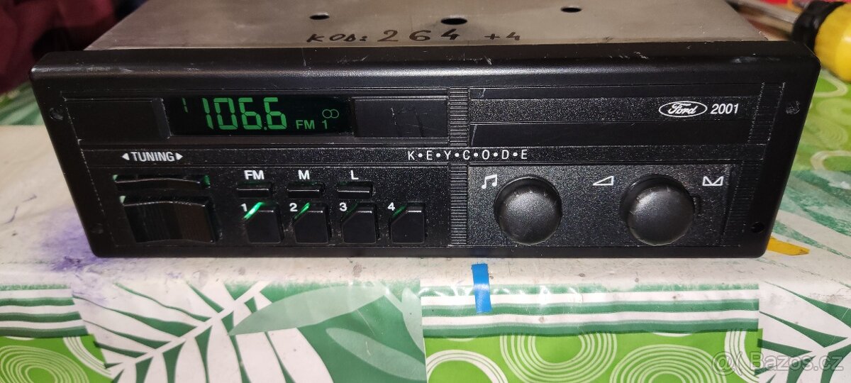 Originální autorádio Ford 2001/ Sound 200