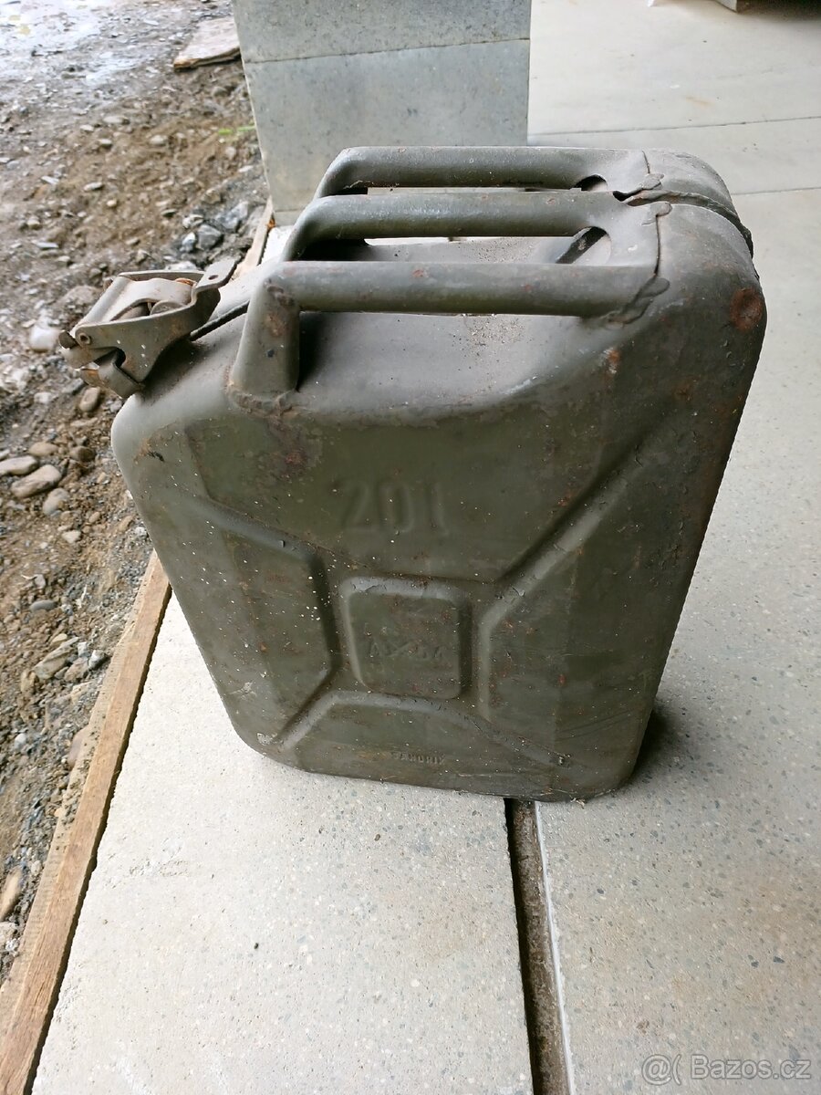 Plechový kanystr 20 litrů