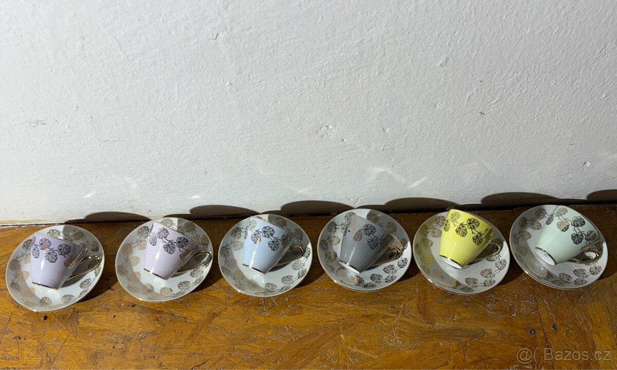 Kávový porcelánový servis