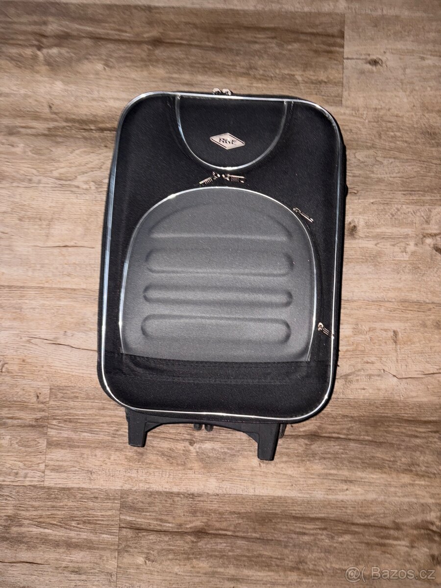 Prodám kabinový kufr (dětský)