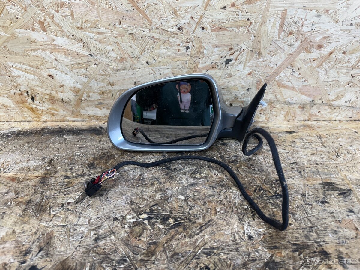 LEVÉ ZPĚTNÉ ZRCÁTKO ŠKODA OCTAVIA 2 FAC. 15 PIN 1Z1857507T