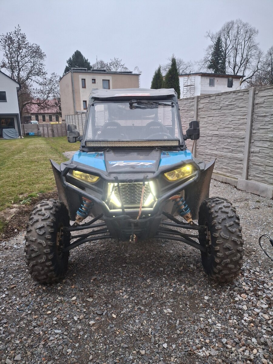 Polaris RZR 1000 XP