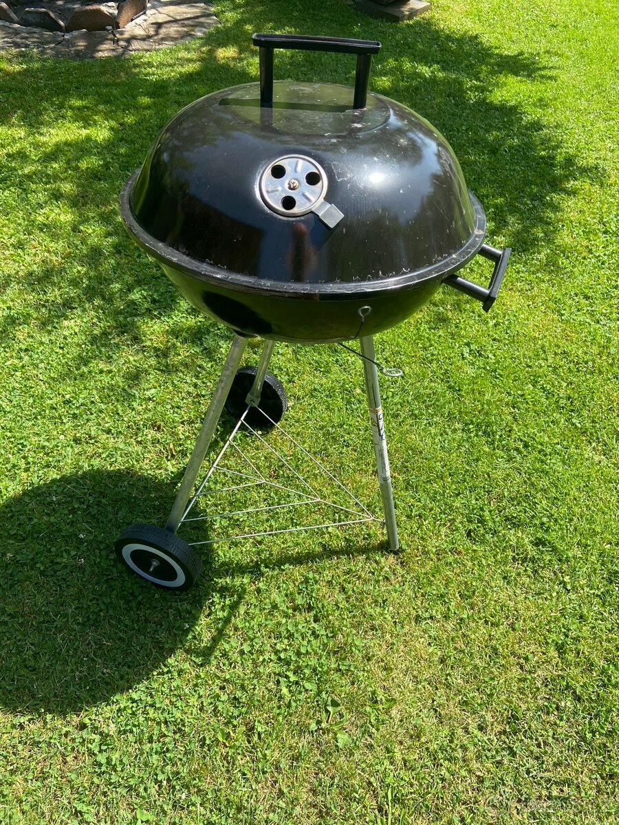 Malý zahradní GRILL