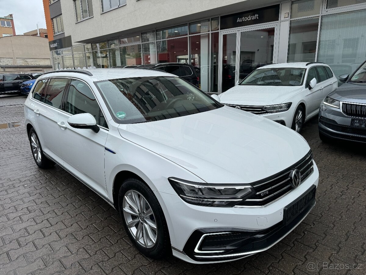 VW Passat B8 GTE 1.4TSI 115kW DSG FULL LED WEBASTO Virtual