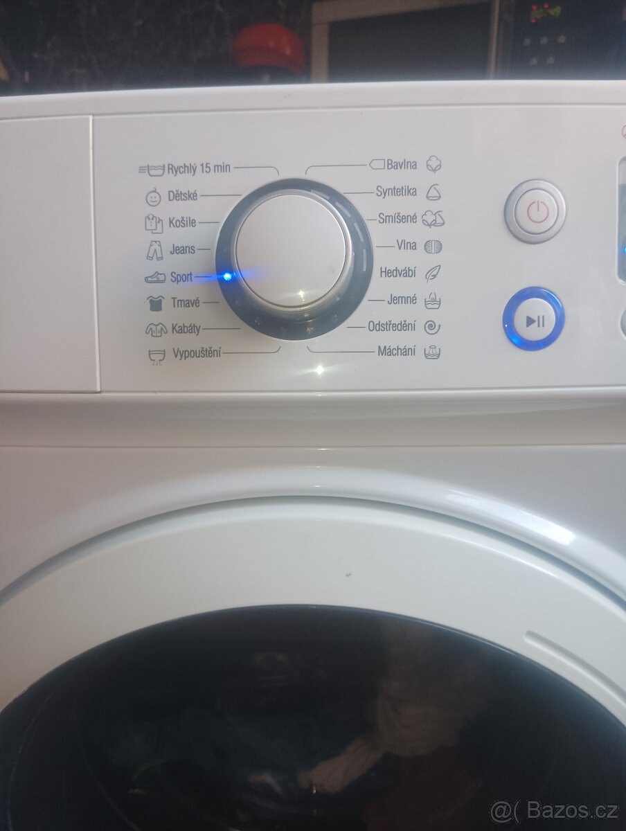 Automatická pračka