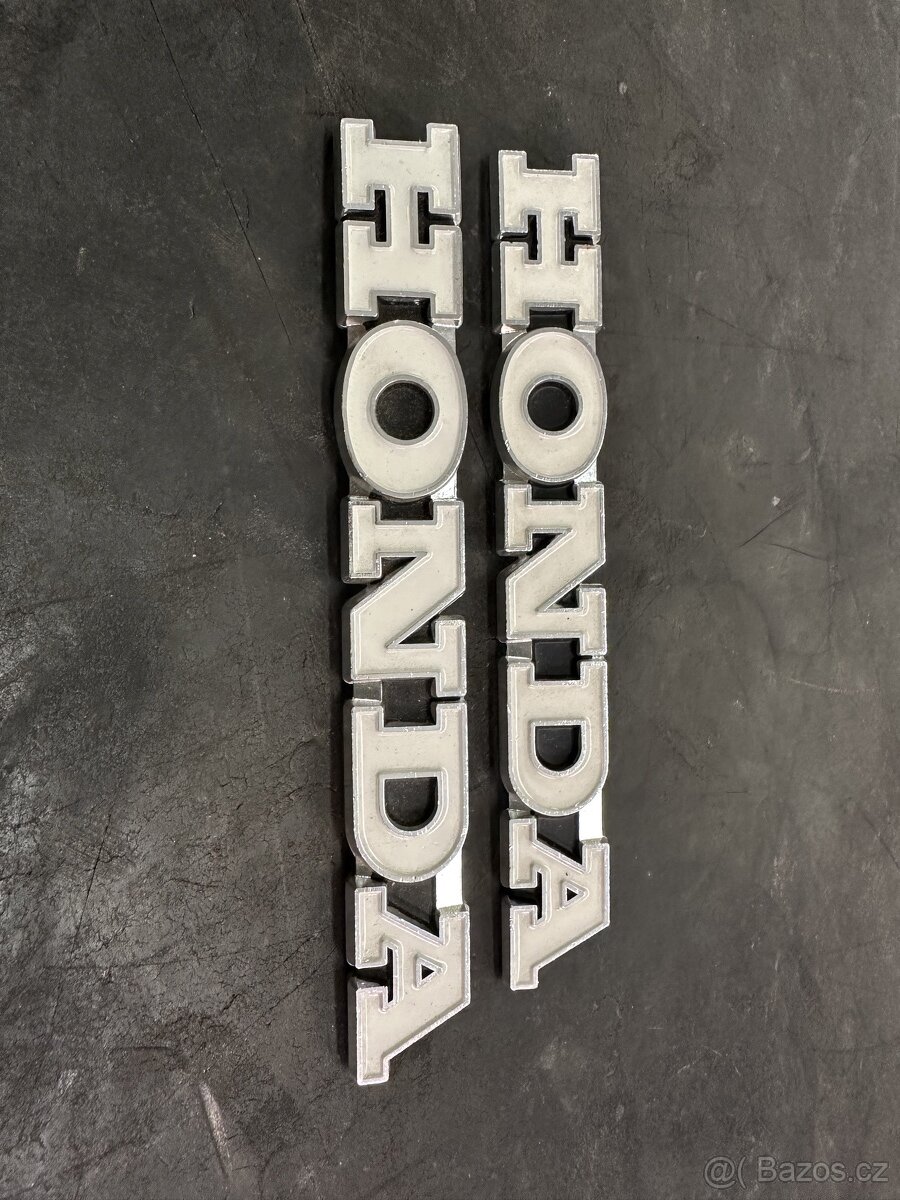 Znaky nádrže Honda CB 750