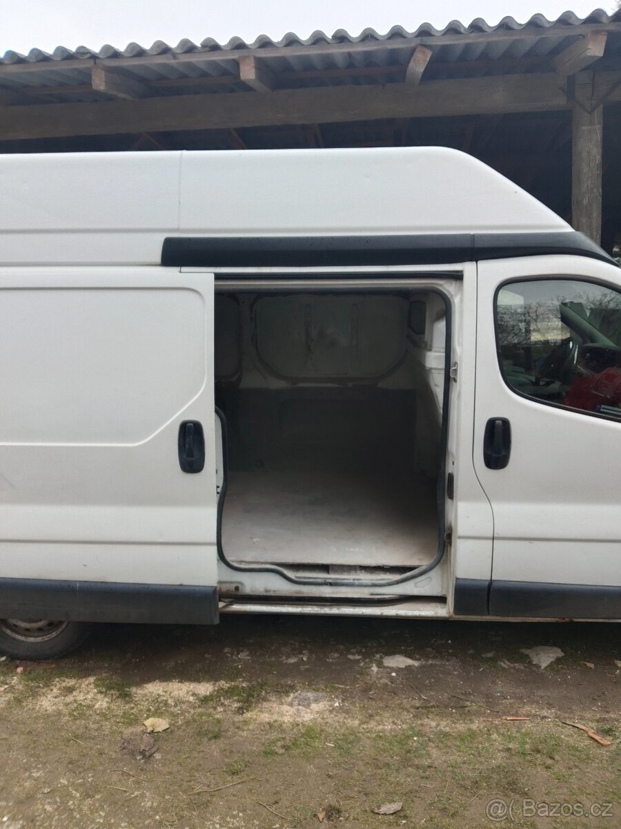 Renault Trafic,1.9.   74 KW