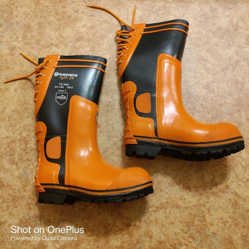 Ochranné holínky-HUSQVARNA -Functional light velikost 37 EUR