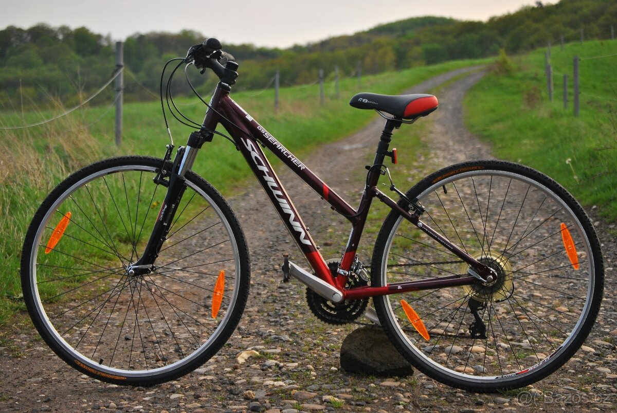 Dámské kolo Schwinn Searcher GS