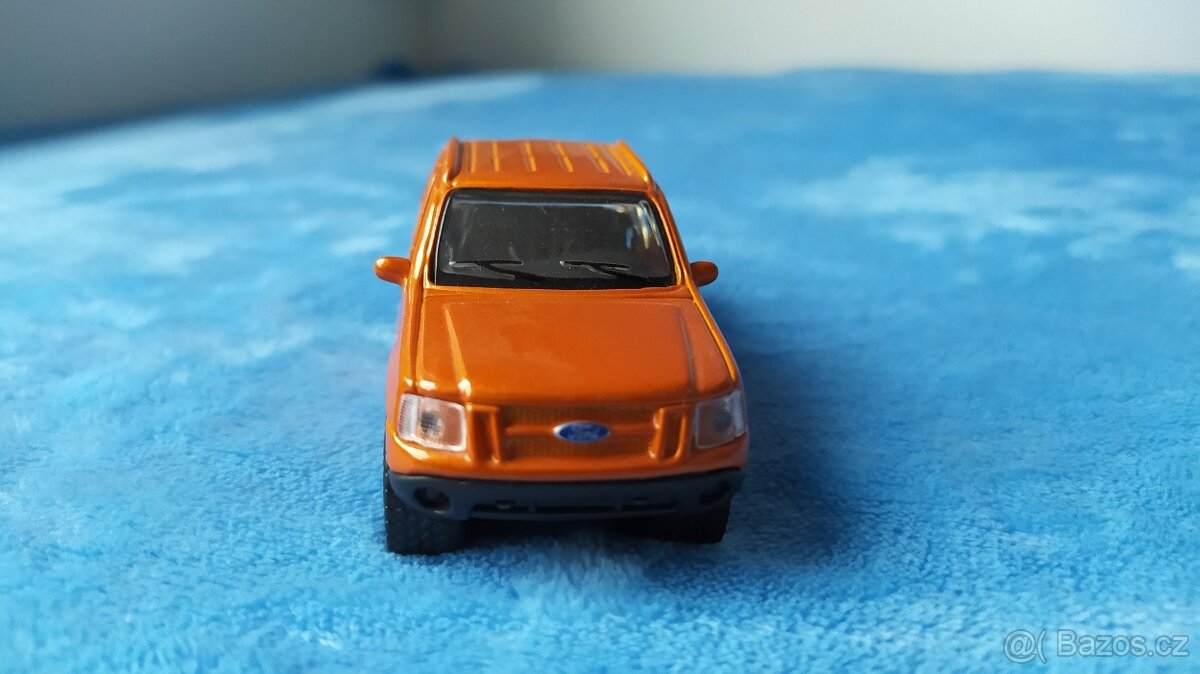 Maisto 6