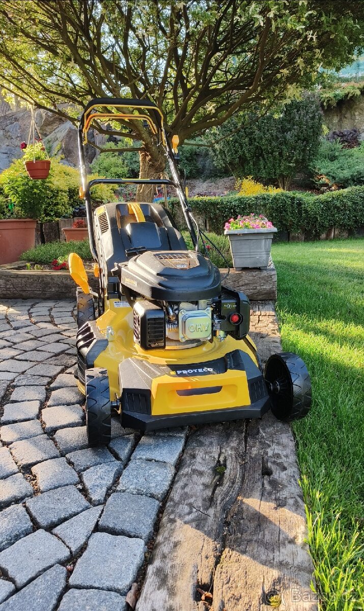 Benzínová sekačka s pojezdem Proteco 53 cm (včetně dokladu)