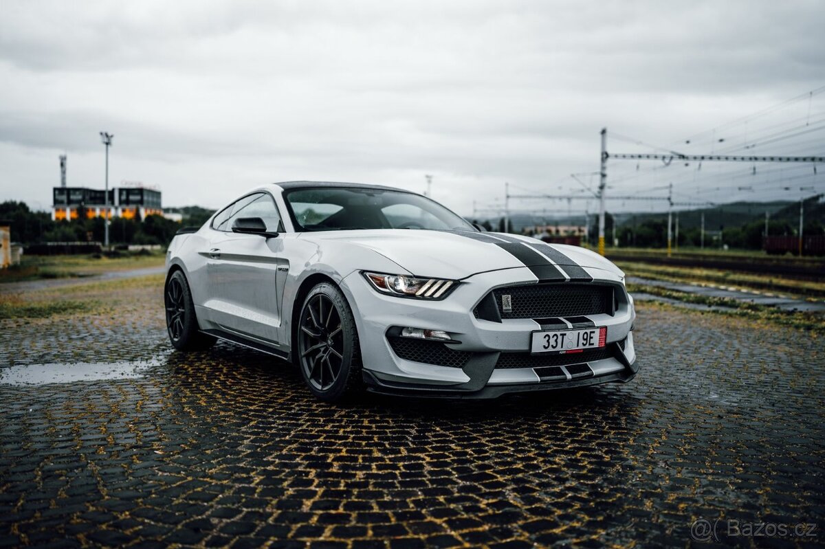 FORD MUSTANG SHELBY GT350 AVALANCHE GREY