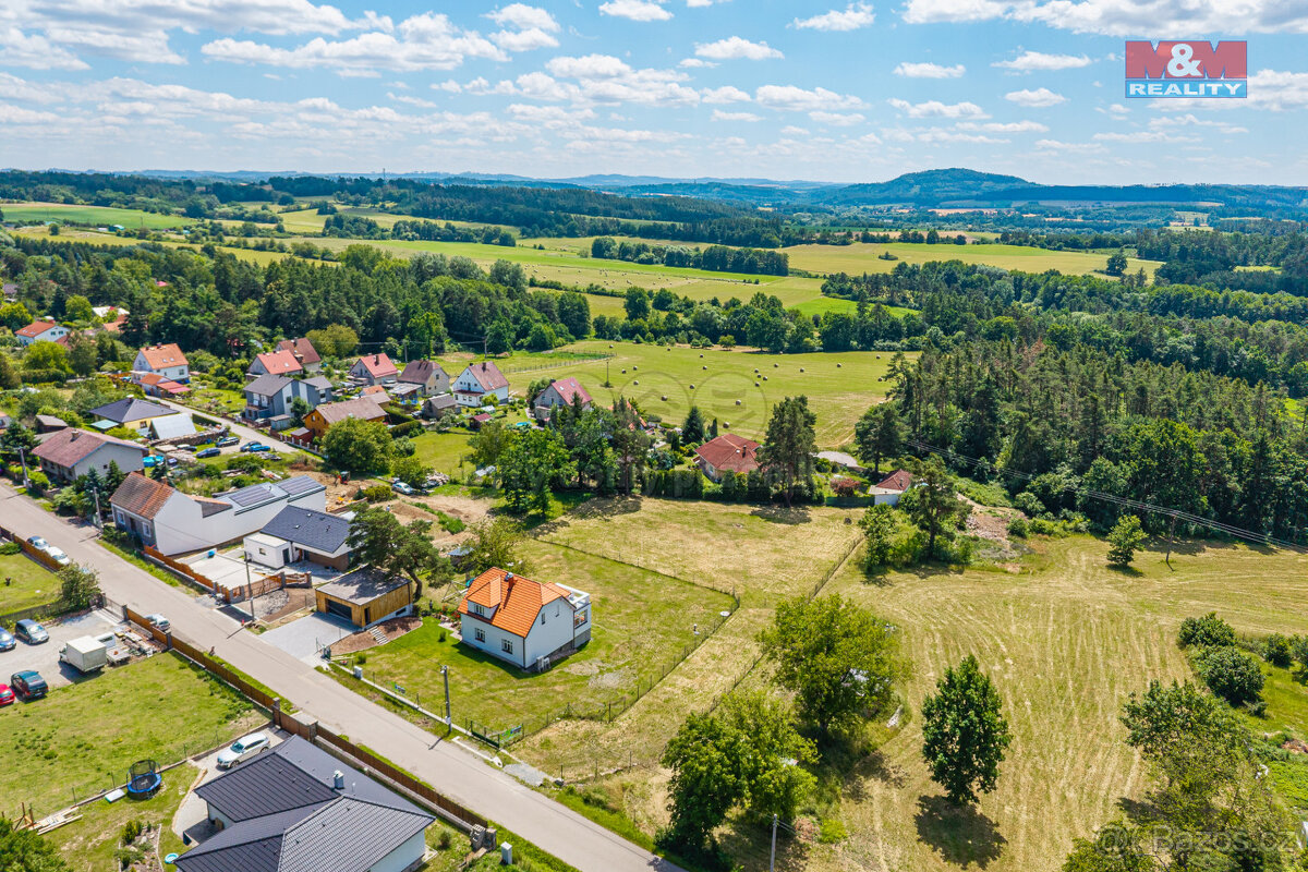 Prodej rodinného domu, 250 m², Bukovany