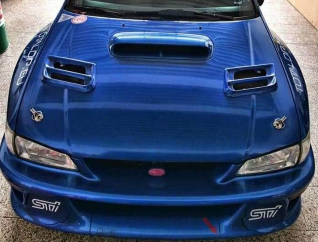 SUBARU IMPREZA - výdechy kapoty WRC