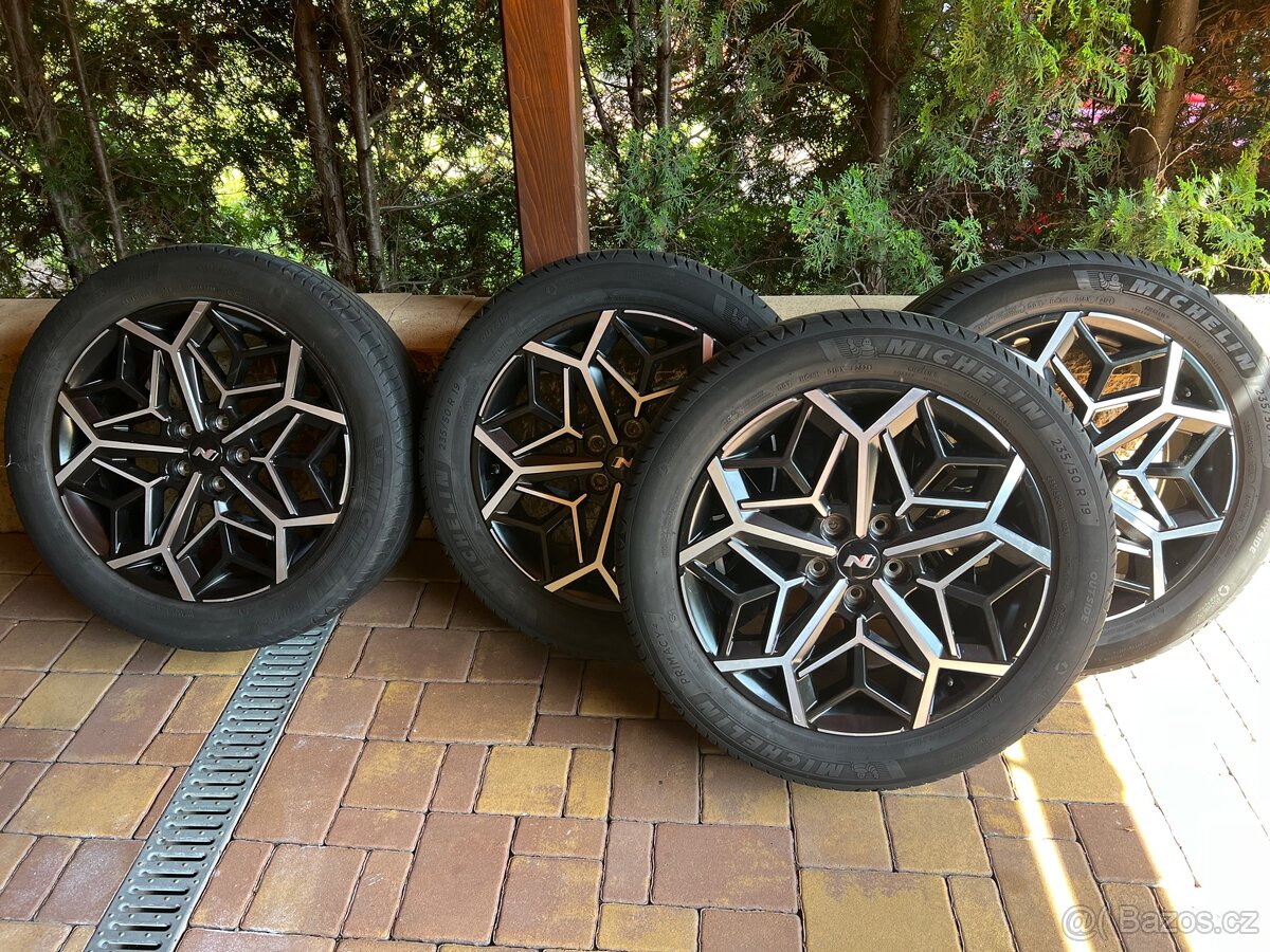 Hyundai Tucson IV alu kola R19