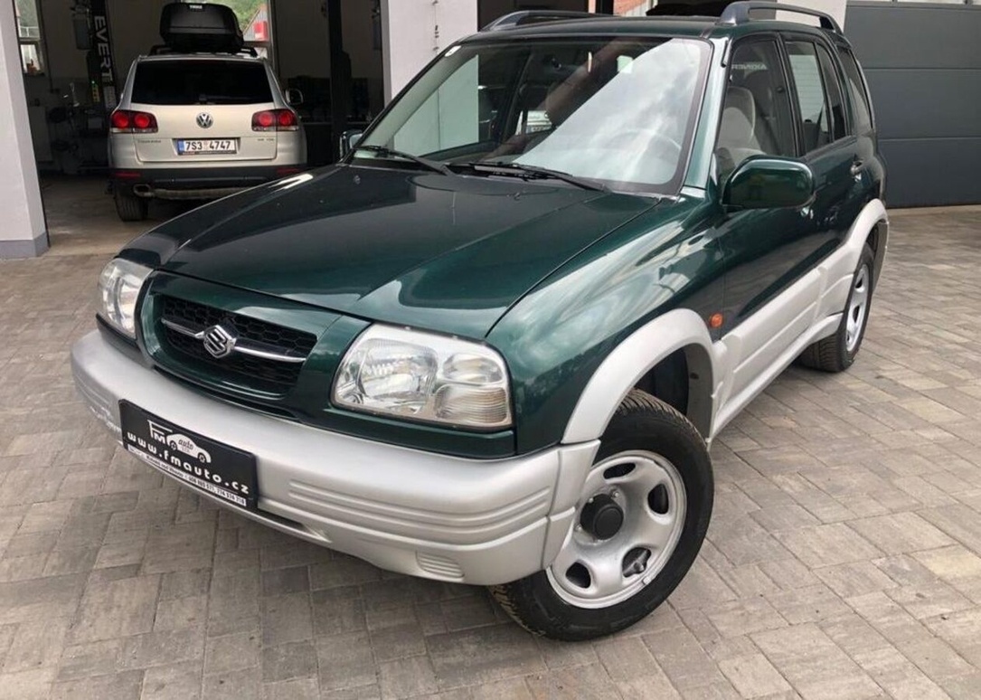Suzuki Grand Vitara 2.0 4x4 benzín manuál 94 kw