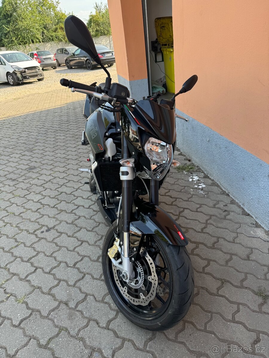 Aprilia Shiver