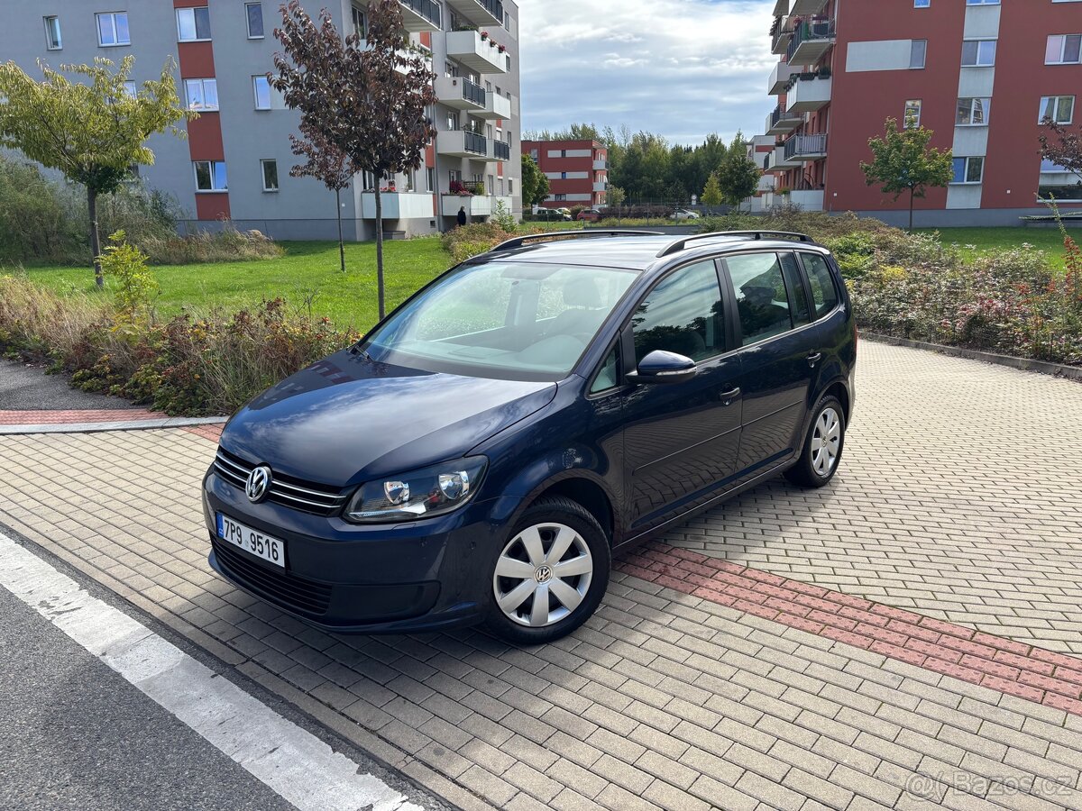 VW TOURAN 139najeto / DSG / 7MÍST